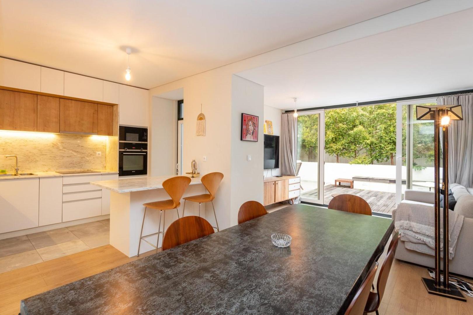 2br Terrasse Townhouse Style With Ac | By Airnest Apartment Lissabon
